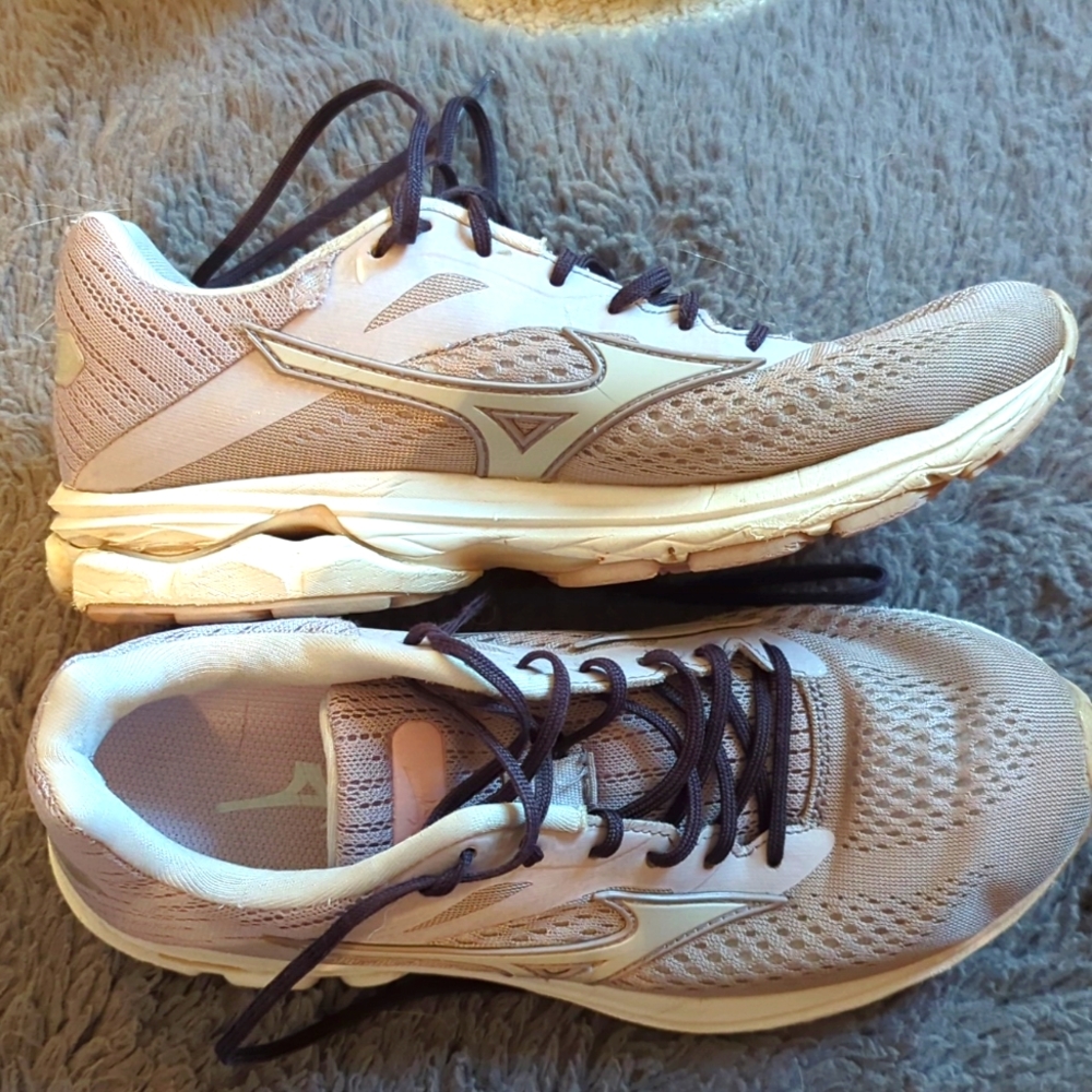 Mizuno Women's Running Shoes